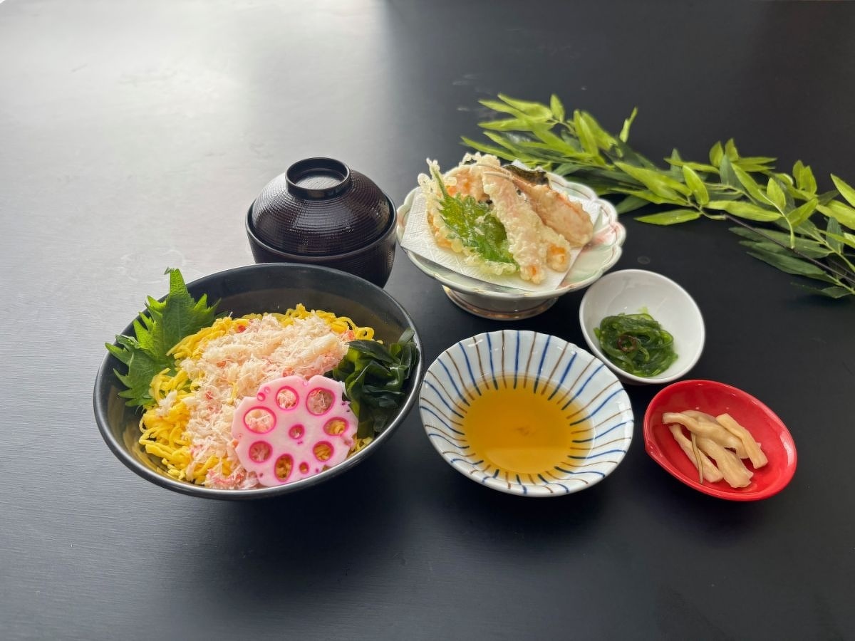 カニチラシ天麩羅御膳（選べる蟹ランチより抜粋）