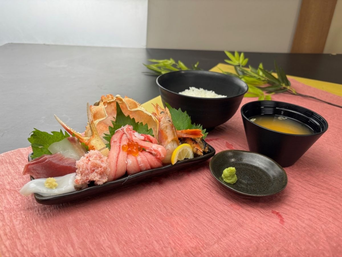 カニバス限定！刺身定食（選べる蟹ランチより抜粋）
